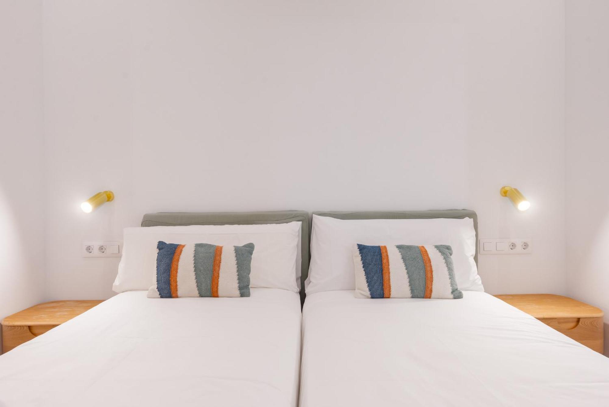 Arroyo 3 Apartments Seville Luaran gambar