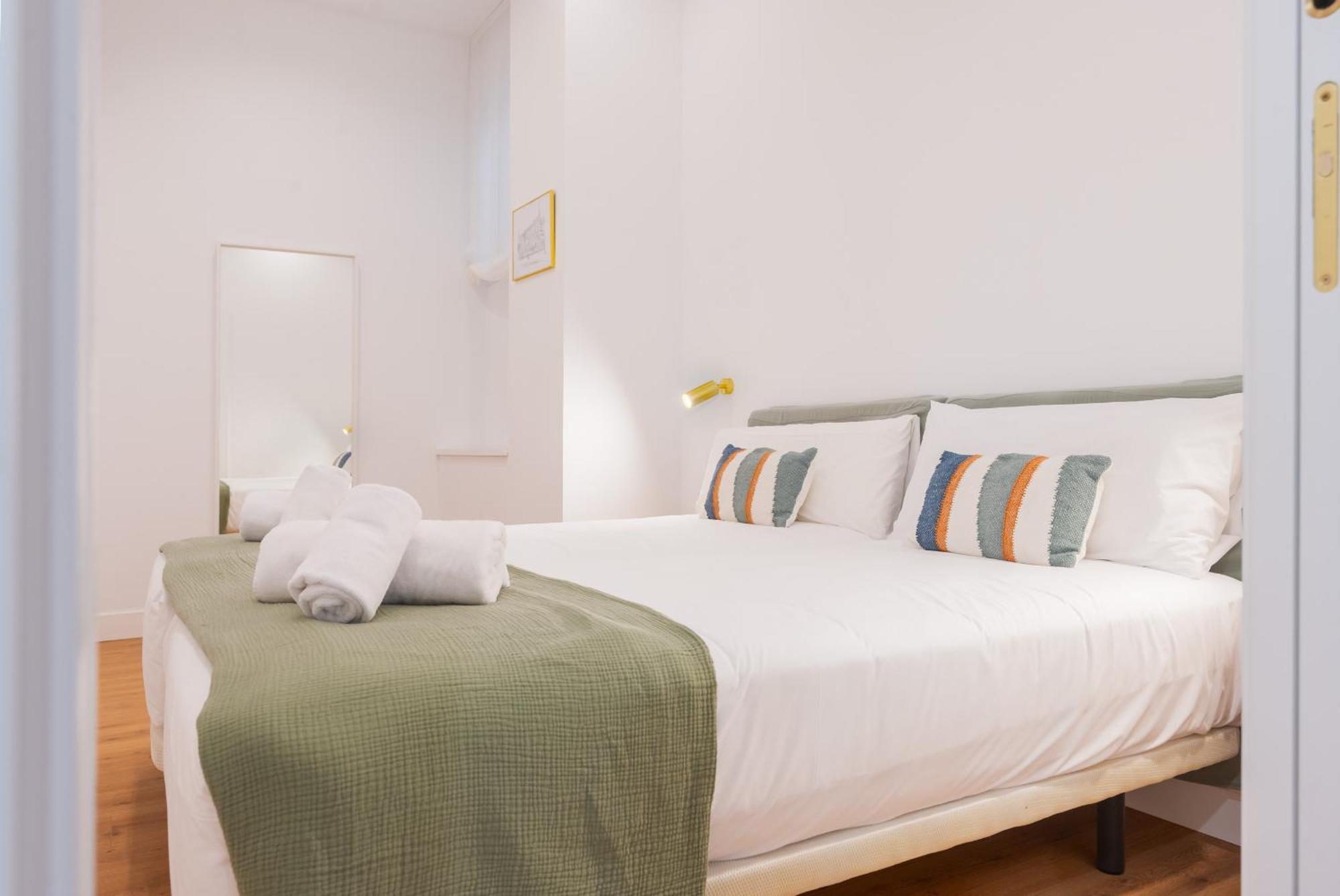 Arroyo 3 Apartments Seville Luaran gambar