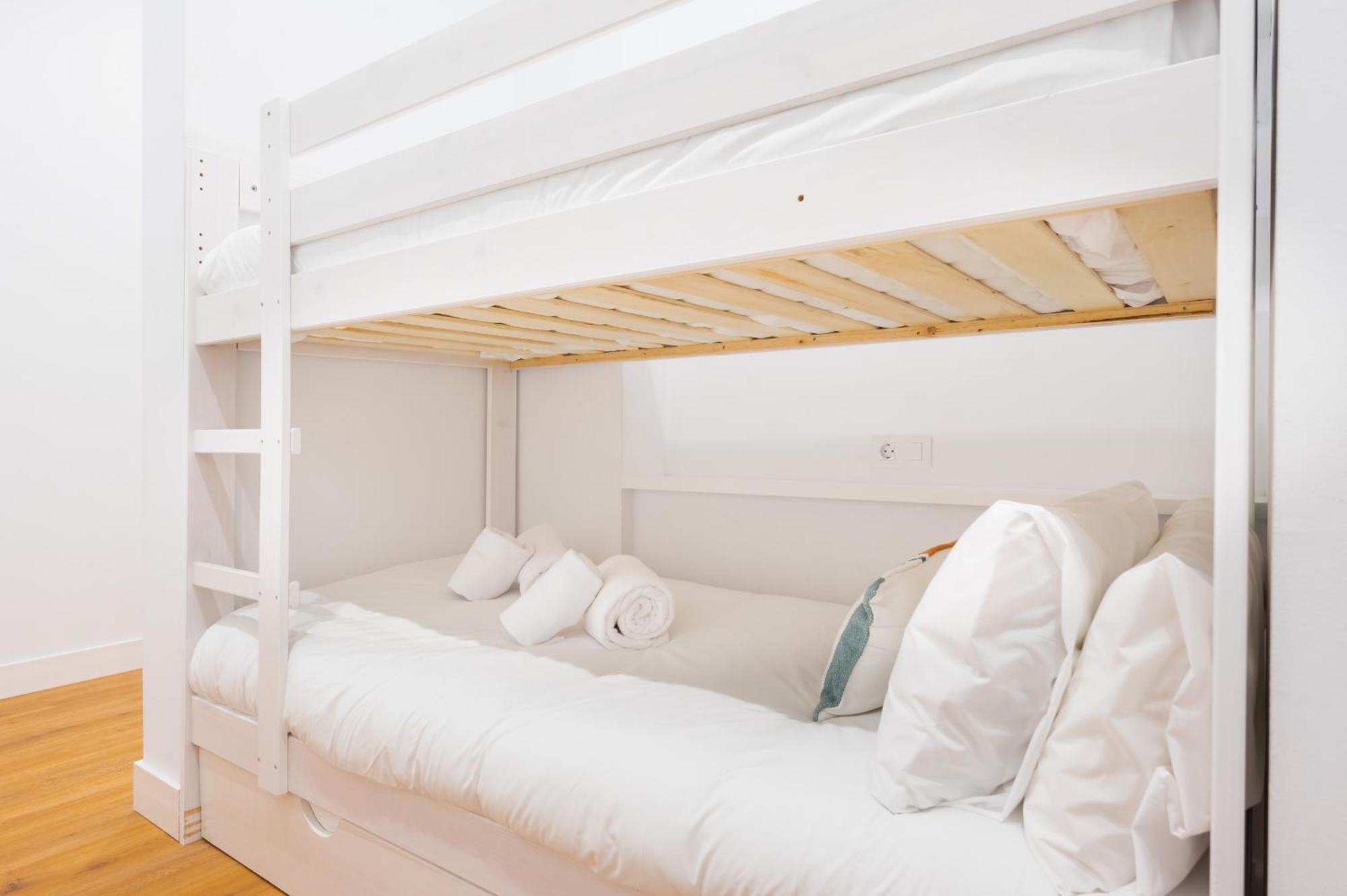 Arroyo 3 Apartments Seville Luaran gambar