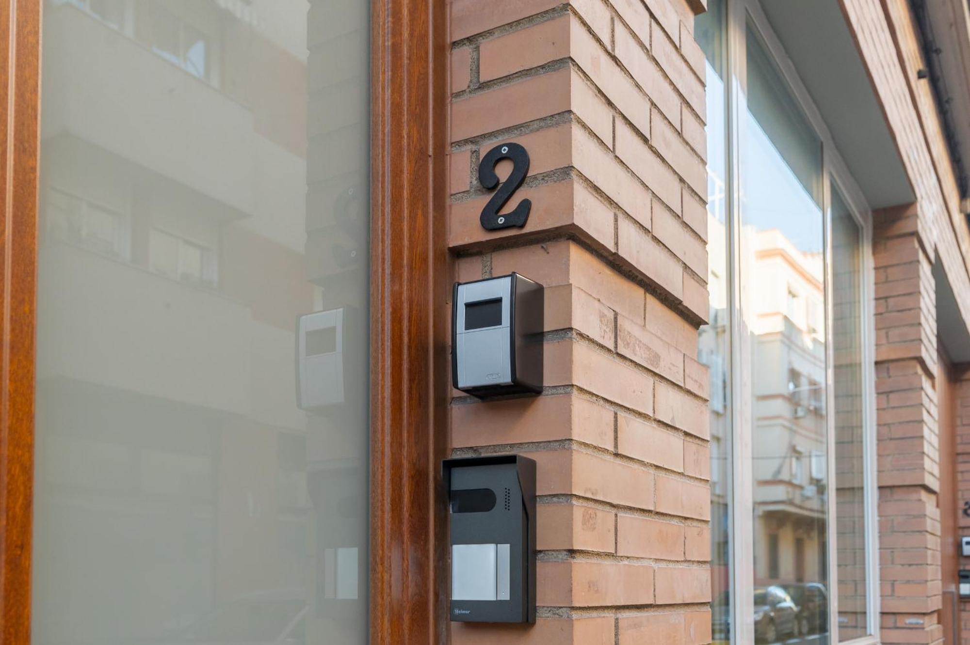 Arroyo 3 Apartments Seville Luaran gambar