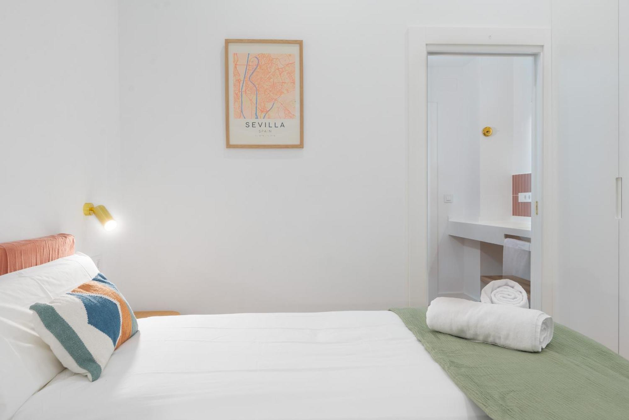 Arroyo 3 Apartments Seville Luaran gambar