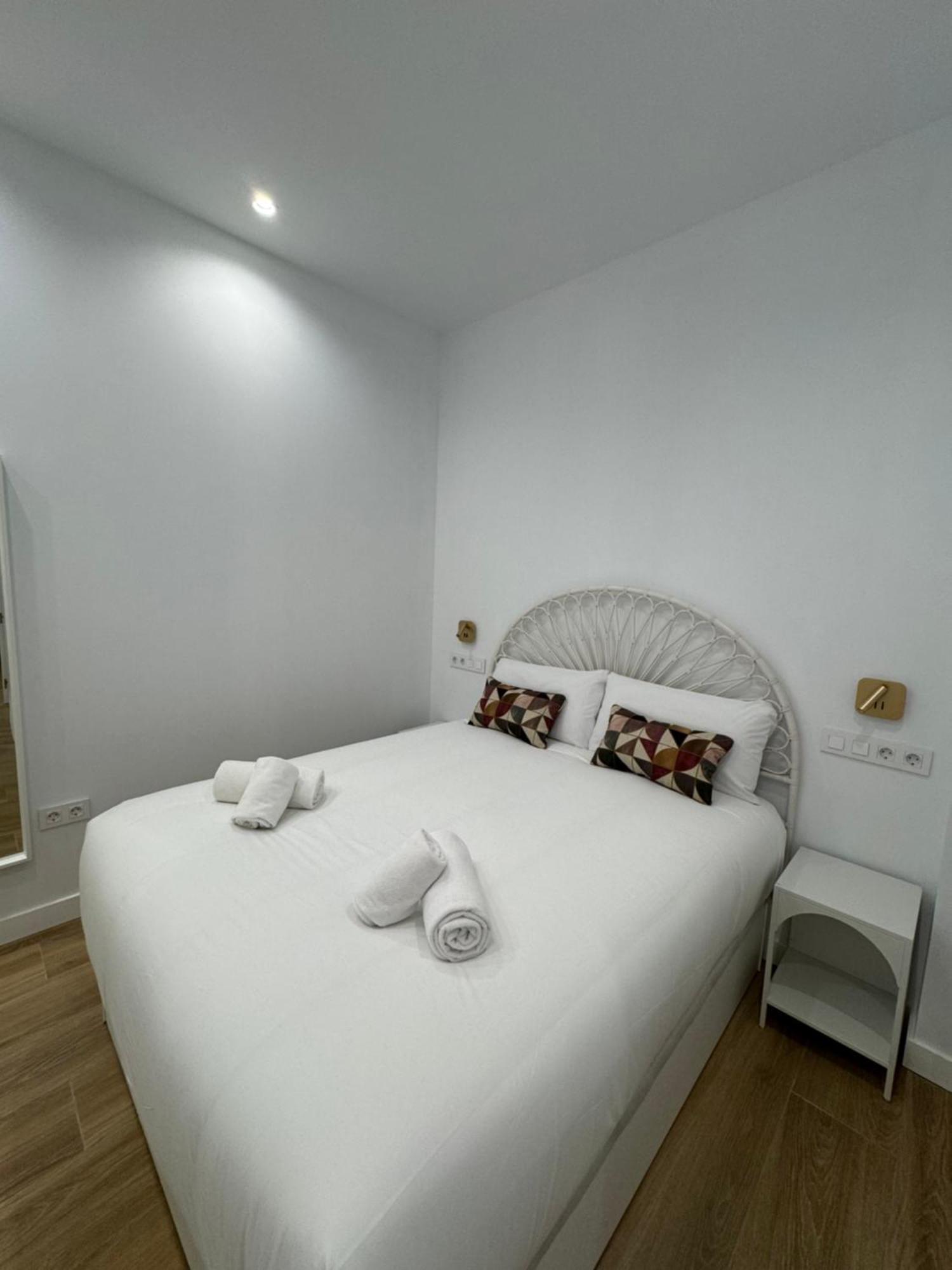 Arroyo 3 Apartments Seville Luaran gambar